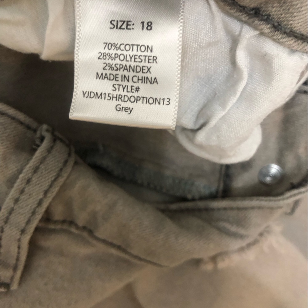 Fashion Nova Grey Distressed Skinny Jeans Plus Size - Picture 11 of 12